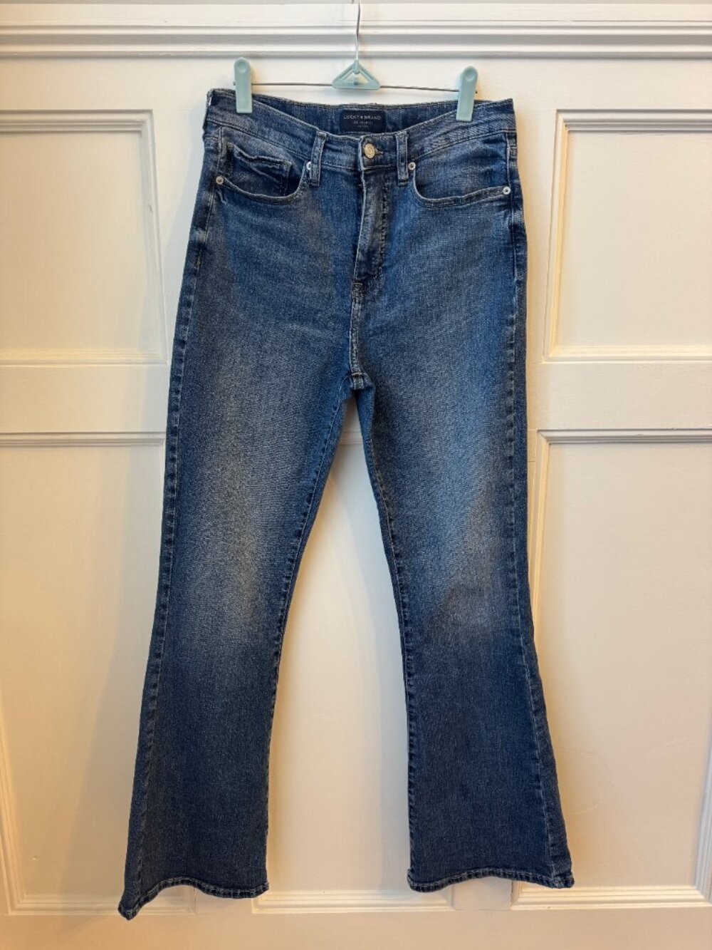 Lucky Brand High-Rise Flared Stevie Jeans